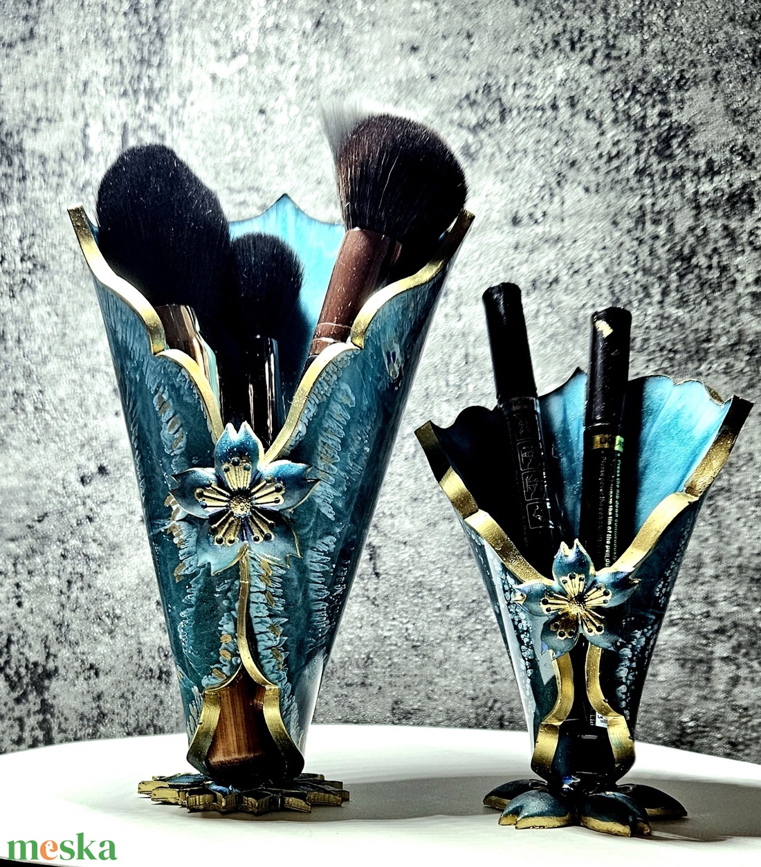 Kehely formájú asztali dísz, sminkecset tartó, műkörmös ecsettartó, toll tartó, dekor virágtartó - otthon & életmód - dekoráció - asztal és polc dekoráció - asztaldísz - Meska.hu