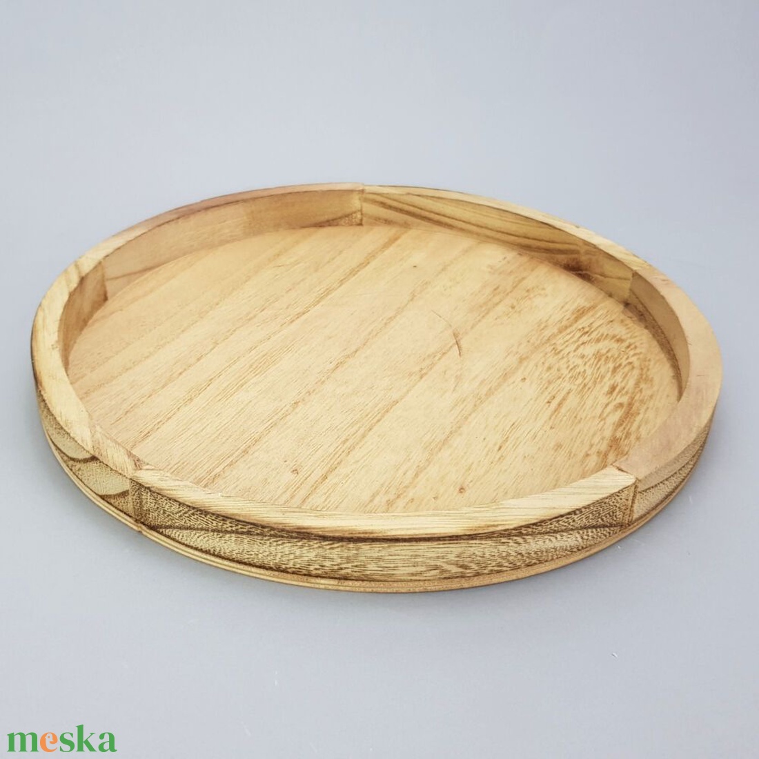 Fa tálca natúr-barna - 26 cm (1 db) - kellékek & szerszámok - fa - egyéb fatermék - Meska.hu Fa tálca natúr-barna - 26 cm (1 db) - kellékek & szerszámok - fa - egyéb fatermék - Meska.hu
