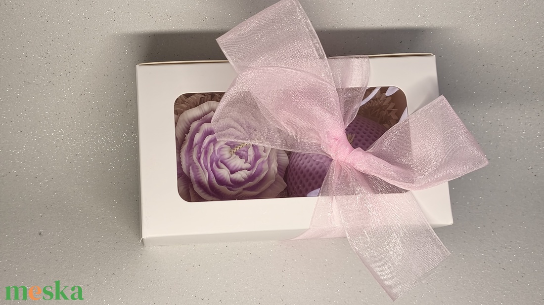 Rózsakert � szív és virág szójaviasz gyertyaszett -  - Meska.hu