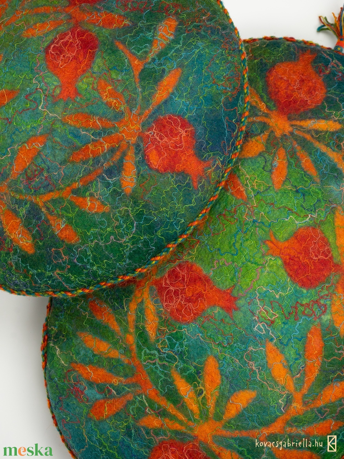 Gránátalmás nemezpárna, díszpárna  - otthon & életmód - lakástextil - párna & párnahuzat - díszpárnahuzat - Meska.hu