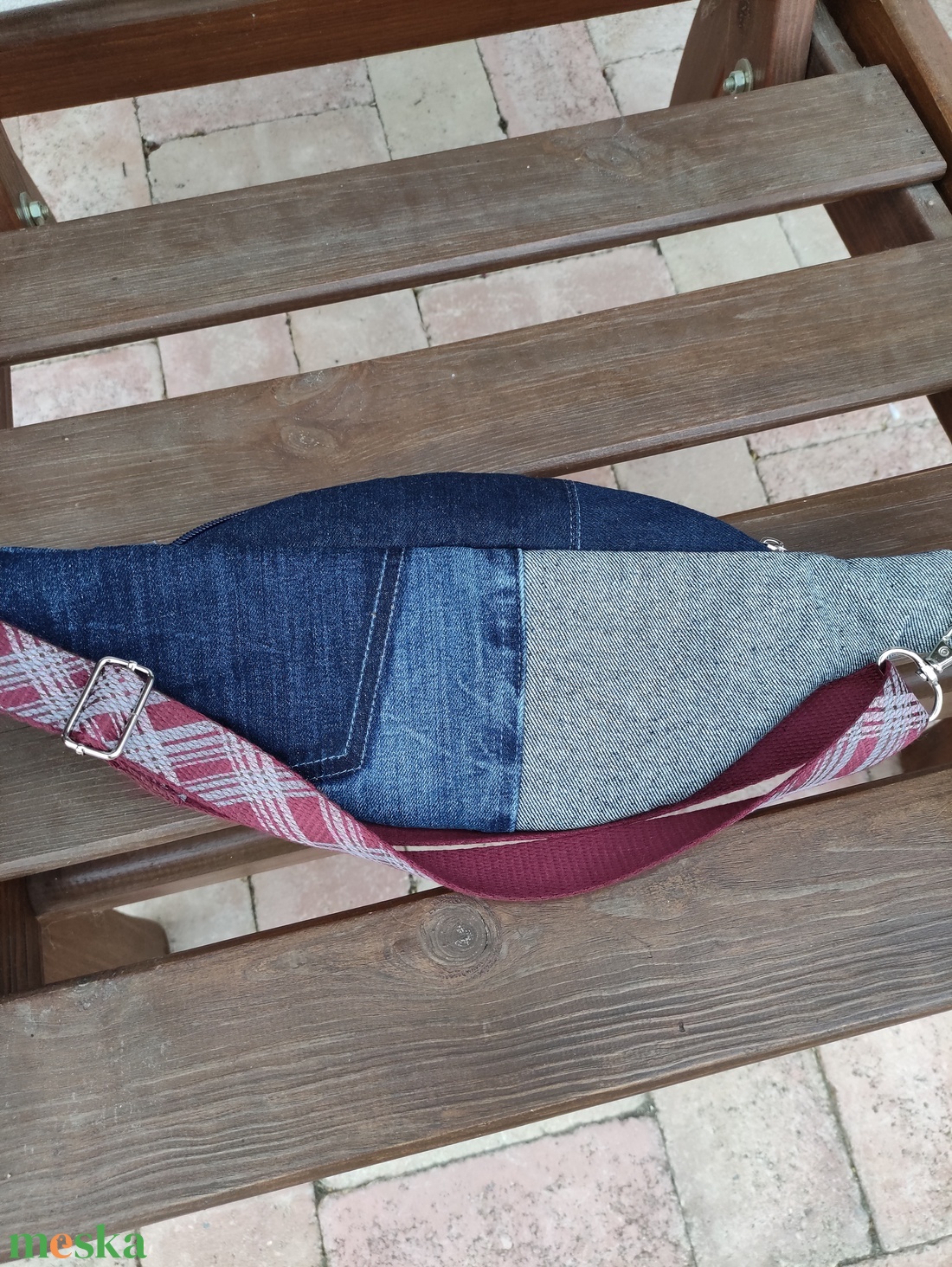 Upcycled övtáska S méret - táska & tok - övtáska - Meska.hu