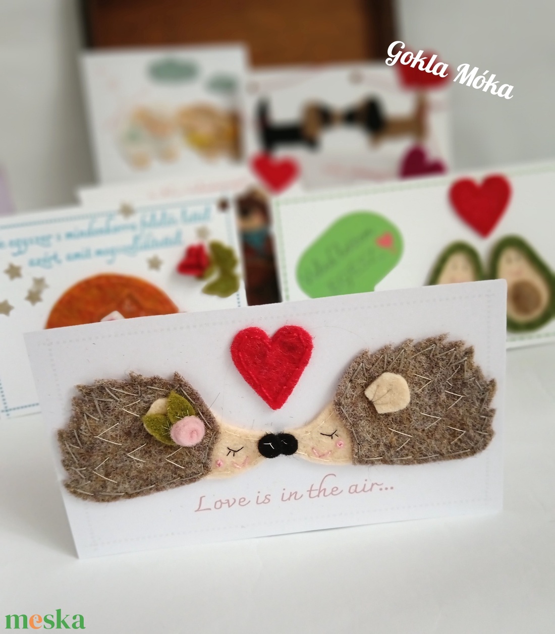 Szeretet lap (Valentin napra is.) süni - művészet - textilkép - egyéb - Meska.hu