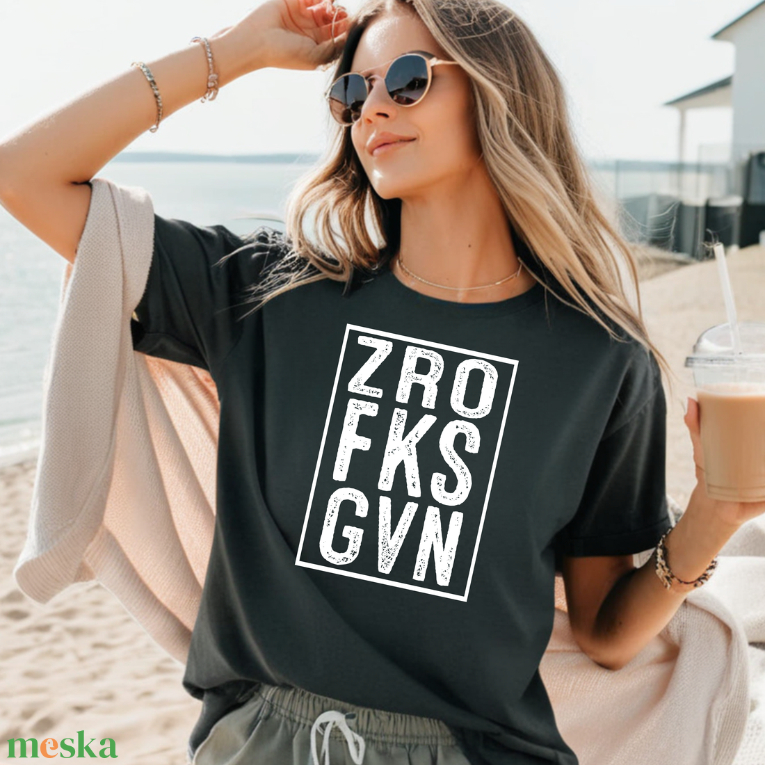 Fekete női póló trendi szlogennel - ruha & divat - női ruha - póló, felső - Meska.hu Fekete női póló trendi szlogennel - ruha & divat - női ruha - póló, felső - Meska.hu
