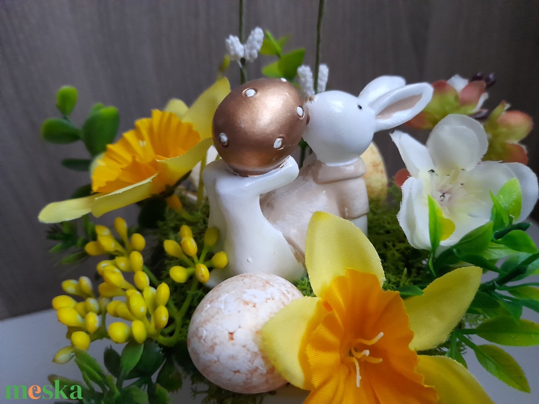 Tavaszi asztalidísz - otthon & életmód - dekoráció - virágdekoráció - virágdekoráció - Meska.hu
