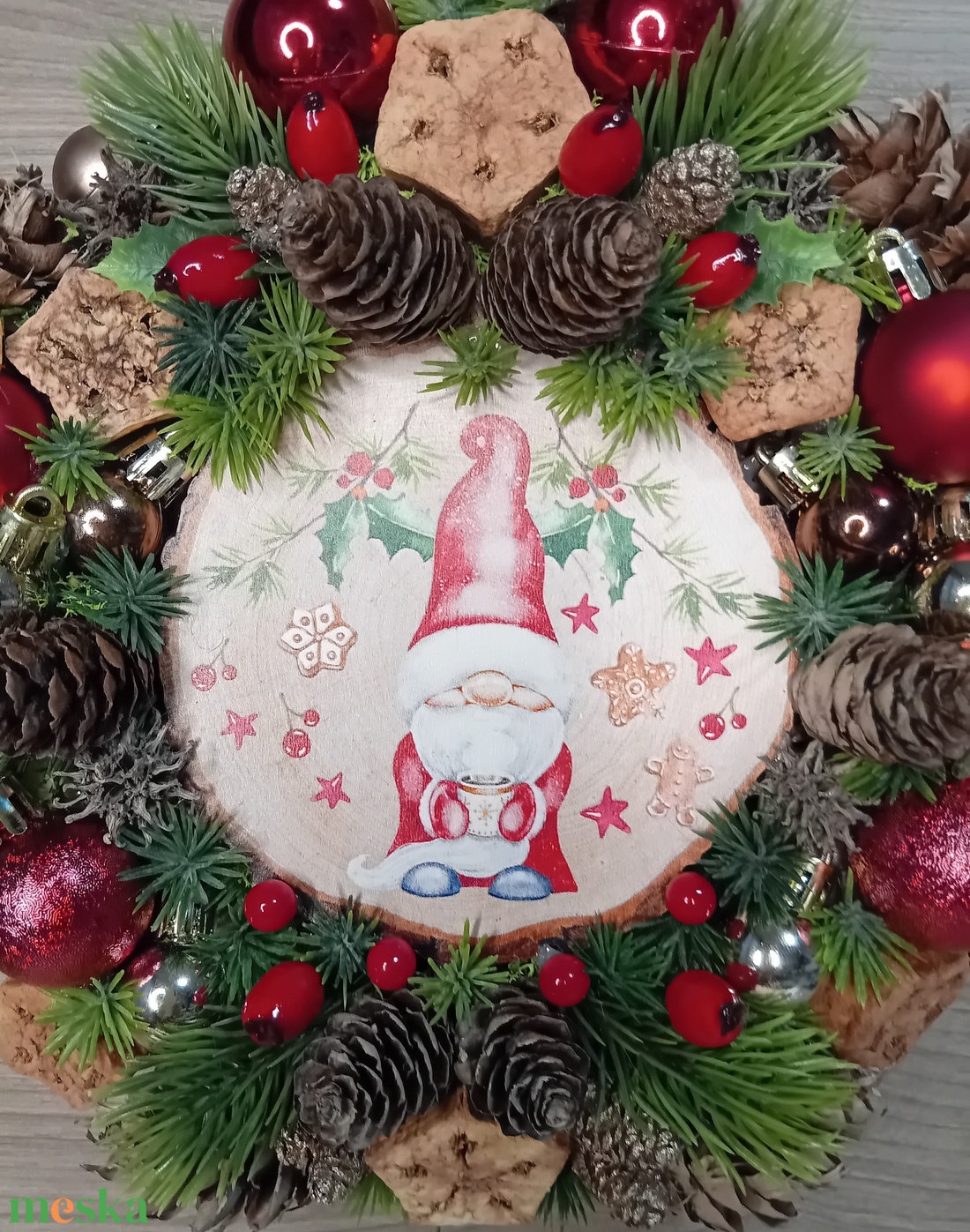 Manós piros gömbös ajtódísz  - karácsony - karácsonyi lakásdekoráció - karácsonyi ajtódíszek - Meska.hu