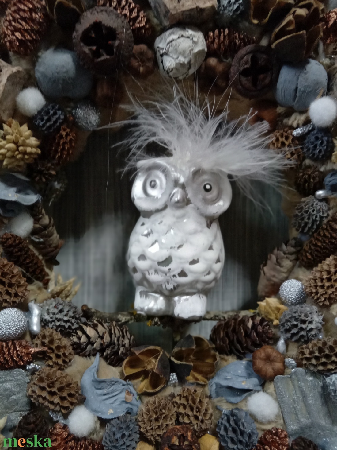 Bagoly faágon  ezüstös termésekkel - karácsony - karácsonyi lakásdekoráció - karácsonyi ajtódíszek - Meska.hu