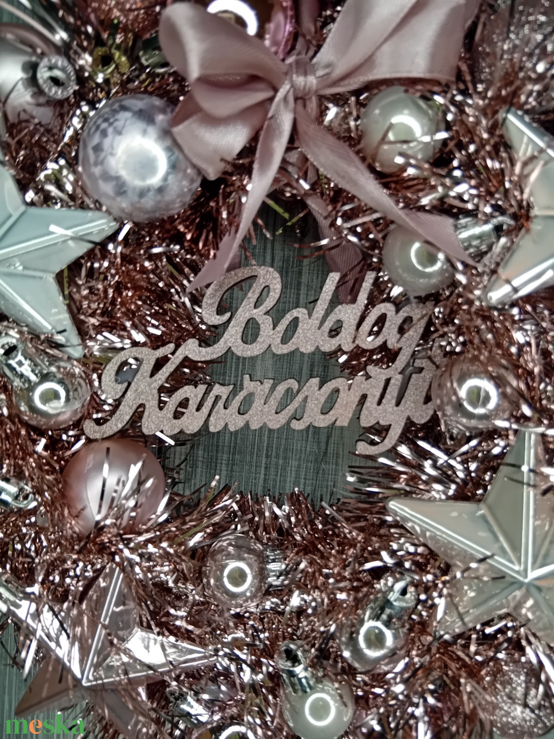 Rózaszín csillogó karácsonyi ajtódísz - karácsony - karácsonyi lakásdekoráció - karácsonyi ajtódíszek - Meska.hu