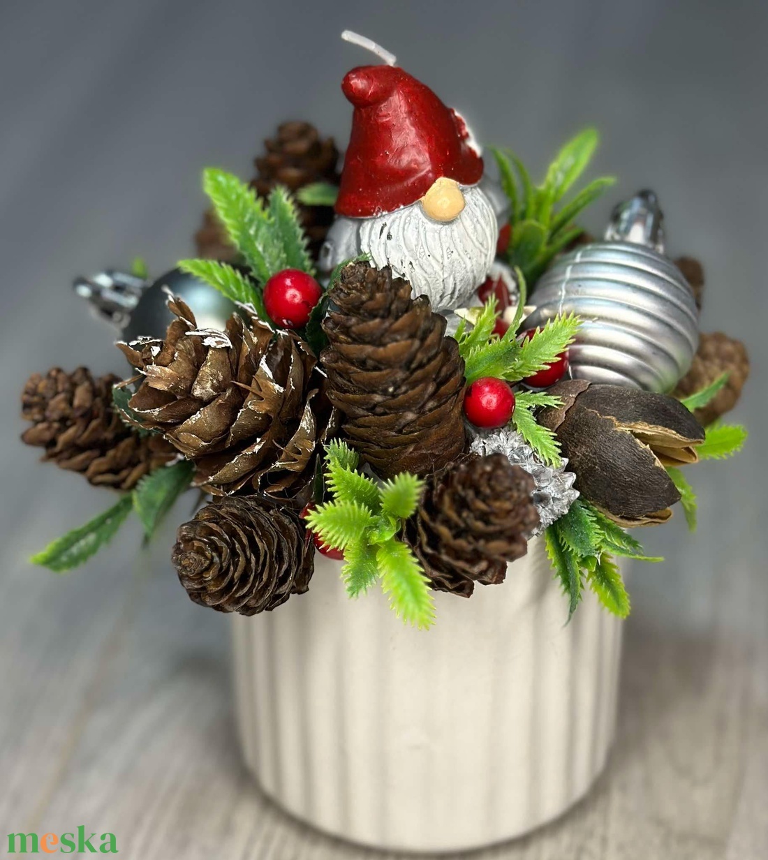 Manógyertyás asztali dekoráció - karácsony - karácsonyi lakásdekoráció - ünnepi asztaldekoráció - Meska.hu