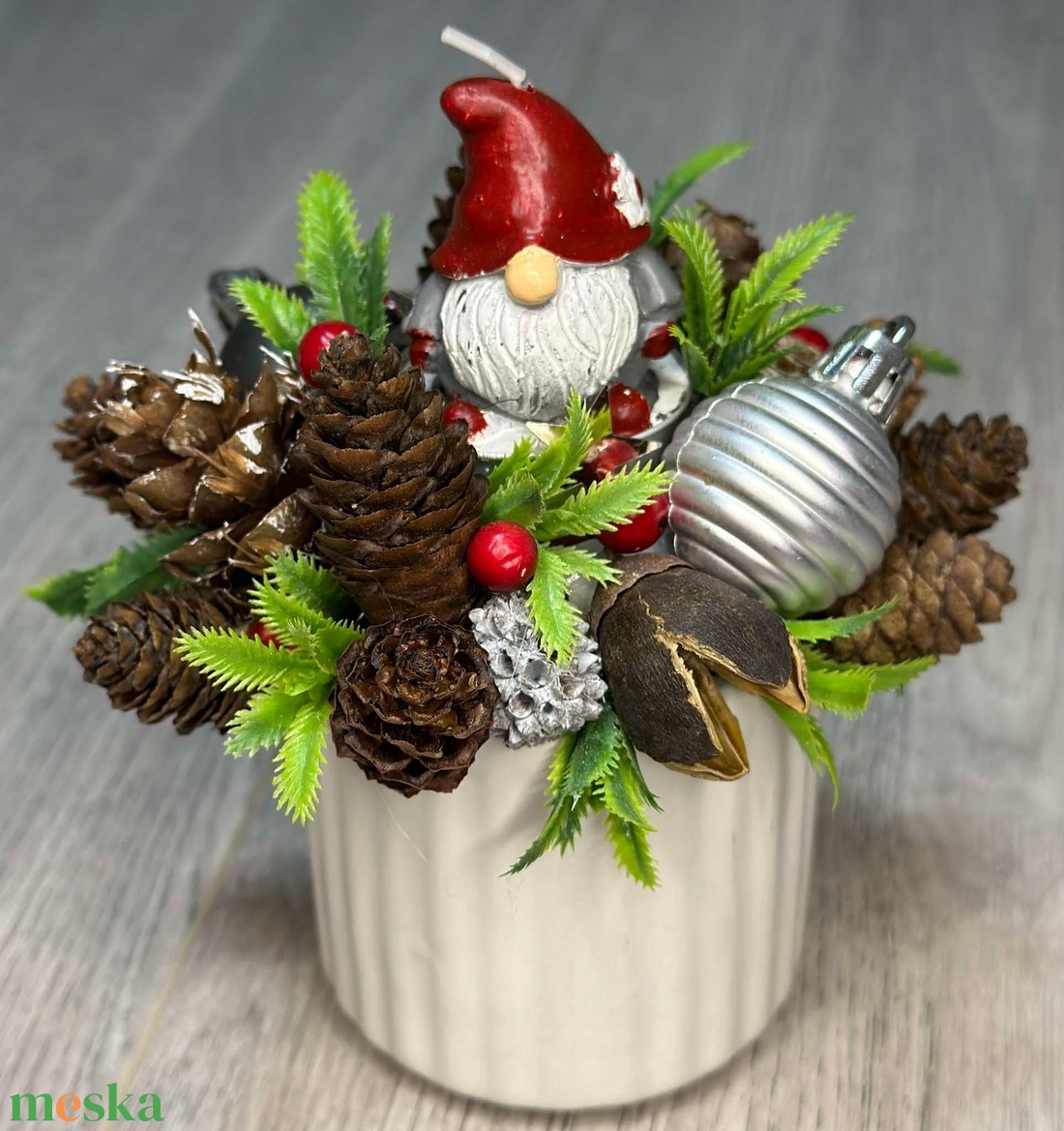 Manógyertyás asztali dekoráció - karácsony - karácsonyi lakásdekoráció - ünnepi asztaldekoráció - Meska.hu