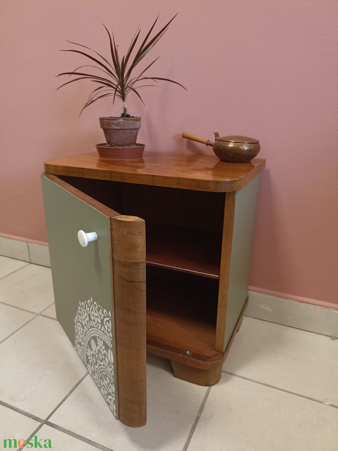Vintage éjjeliszekrény pár - otthon & életmód - bútor - más bútor - Meska.hu