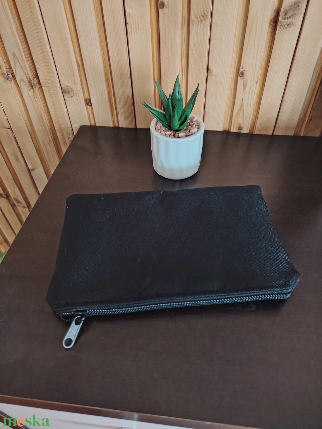 Letisztult fekete neszesszer - táska & tok - neszesszer - Meska.hu