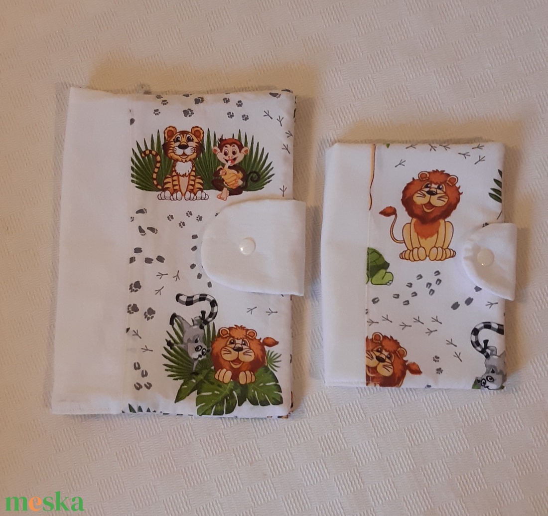 Pelenkatartó neszesszer és egészségügyi kiskönyv borító - baba - mama - pelenkázó, babafürdető kellékek - pelenkázó neszeszer, pelenkatartó - Meska.hu