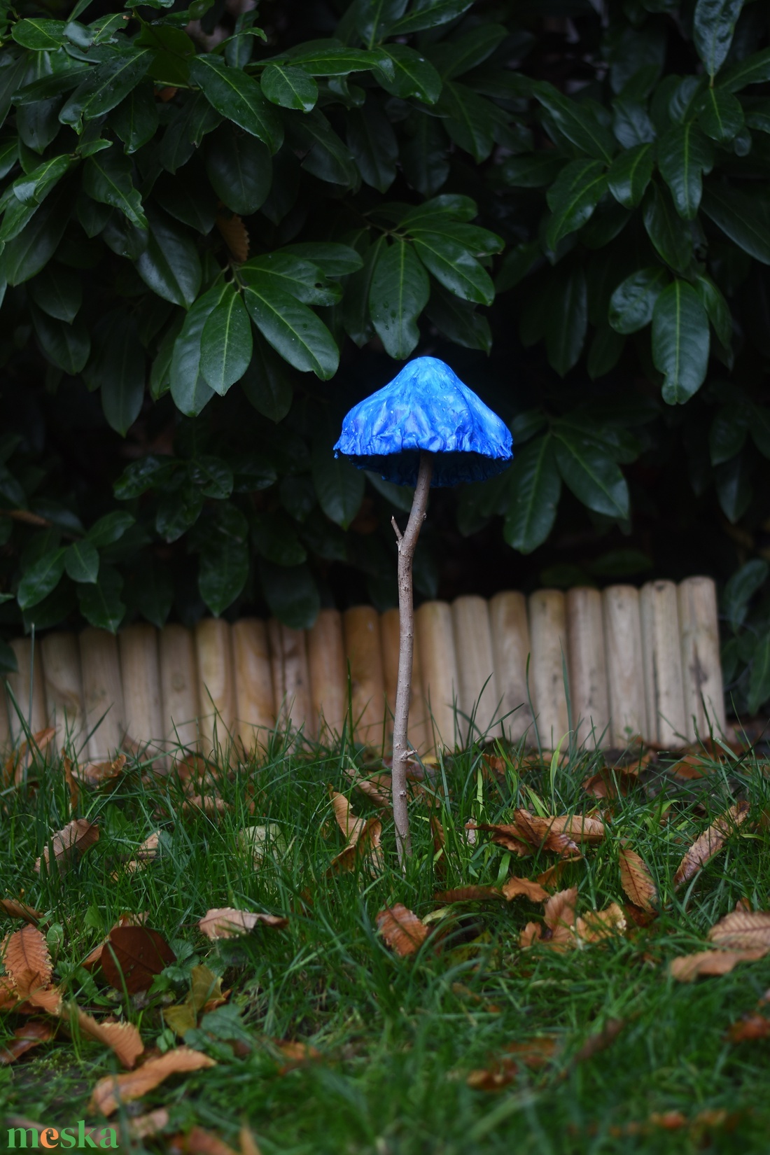 A kék ejtőernyő gombavirág - otthon & életmód - ház & kert - kerti dísz - Meska.hu