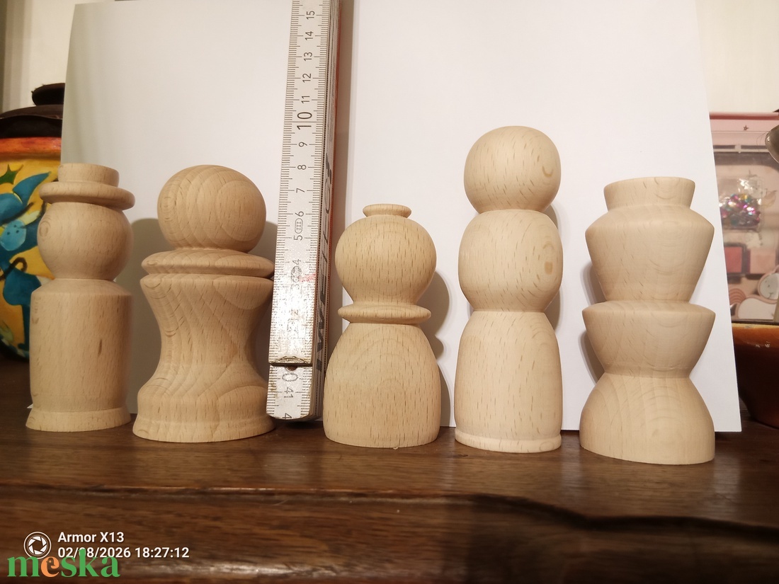 Esztergált egyedi baba-csoport (5 db bábu) - bábuállításhoz, kreatív elfoglaltsághoz, meseállításhoz - művészet - más gyűjtemények - Meska.hu