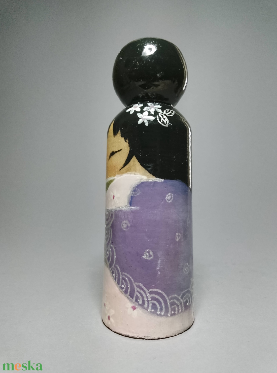 Kézzel készített egyedi Kokeshi - macska mintával - művészet - más gyűjtemények - Meska.hu