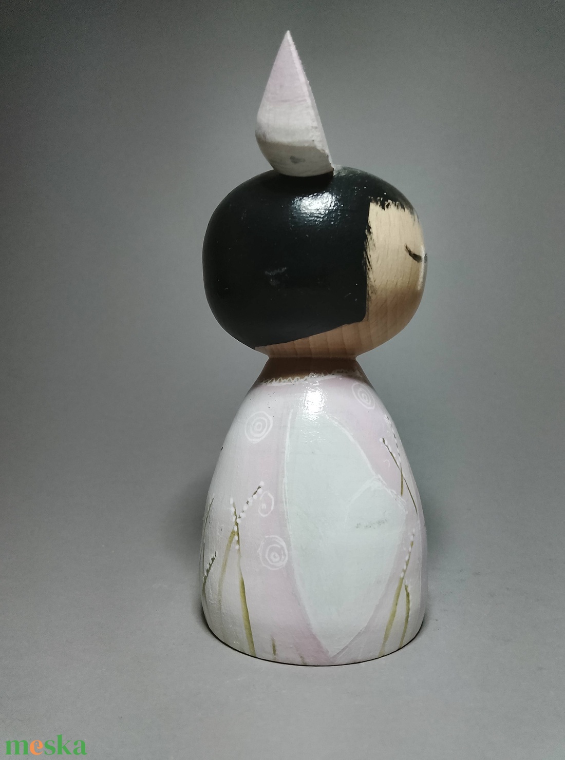 Kézzel készített egyedi Kokeshi - virág mintával - művészet - más gyűjtemények - Meska.hu