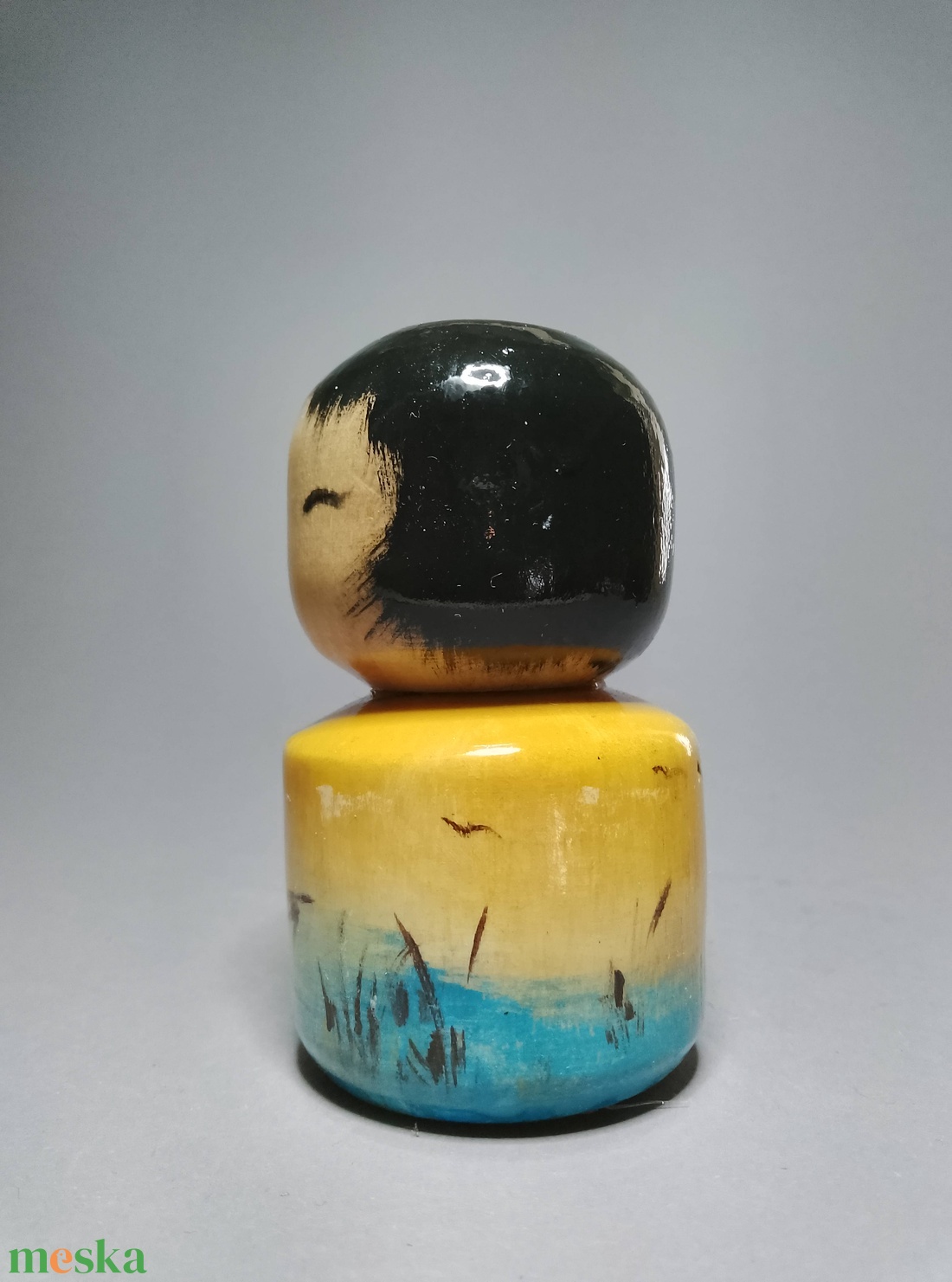 Kézzel készített egyedi Kokeshi - tájkép mintával - művészet - más gyűjtemények - Meska.hu