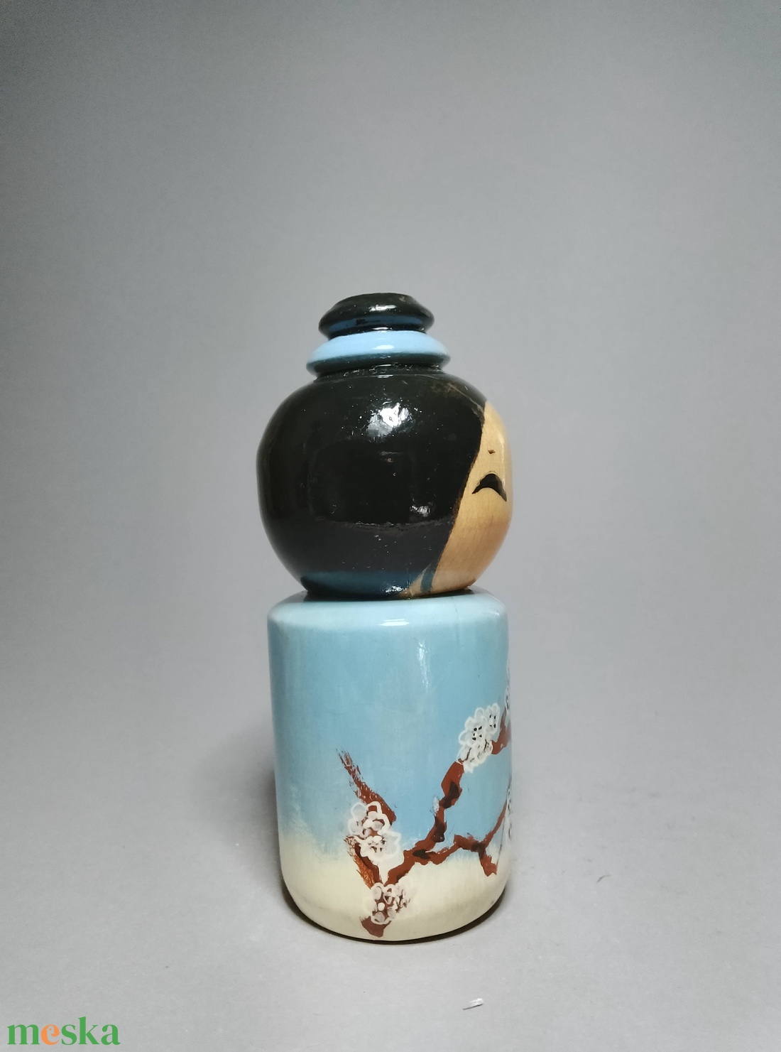 Kézzel készített egyedi Kokeshi - cseresznyevirág mintával - művészet - más gyűjtemények - Meska.hu