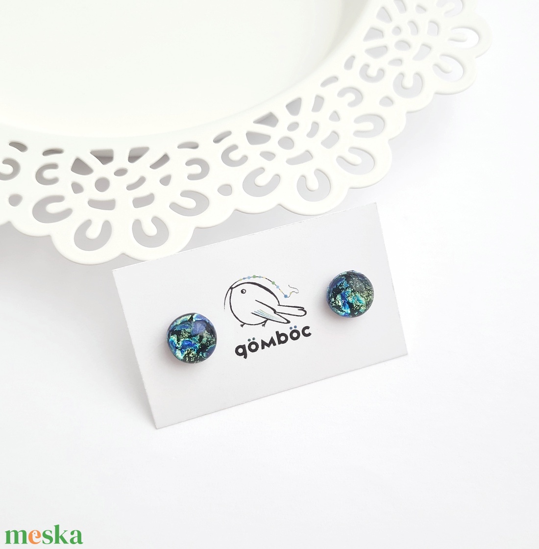 Színjátszó türkiz-arany Dichroic üveg fülbevaló - ékszer - fülbevaló - pötty fülbevaló - Meska.hu Színjátszó türkiz-arany Dichroic üveg fülbevaló - ékszer - fülbevaló - pötty fülbevaló - Meska.hu
