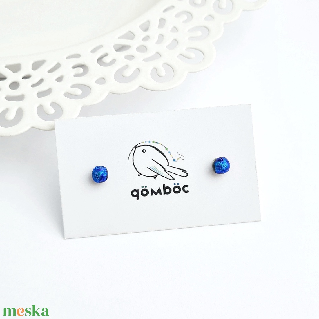 Kék színjátszó Dichroic üveg bedugós fülbevaló - ékszer - fülbevaló - pötty fülbevaló - Meska.hu