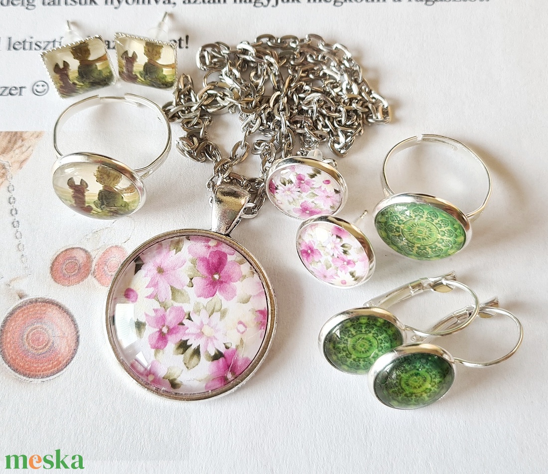 Üveglencsés ékszerkészítő workshop 3 főnek - diy (csináld magad) - workshop & tanfolyam - Meska.hu