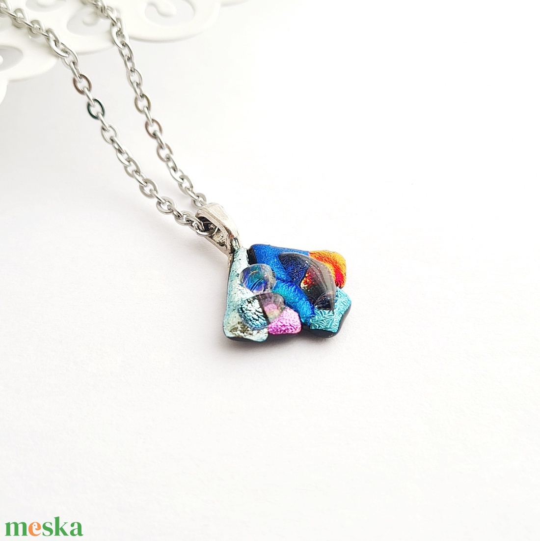 Színes Dichroic üveg nyaklánc - ékszer - nyaklánc - medálos nyaklánc - Meska.hu