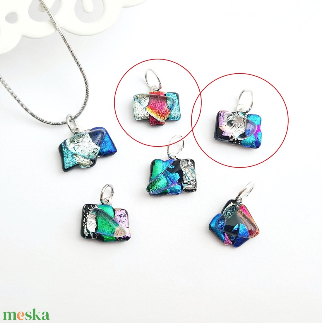 Ezüst-zöld-rózsaszín színjátszó Dichroic üveg nyaklánc - ékszer - nyaklánc - medálos nyaklánc - Meska.hu