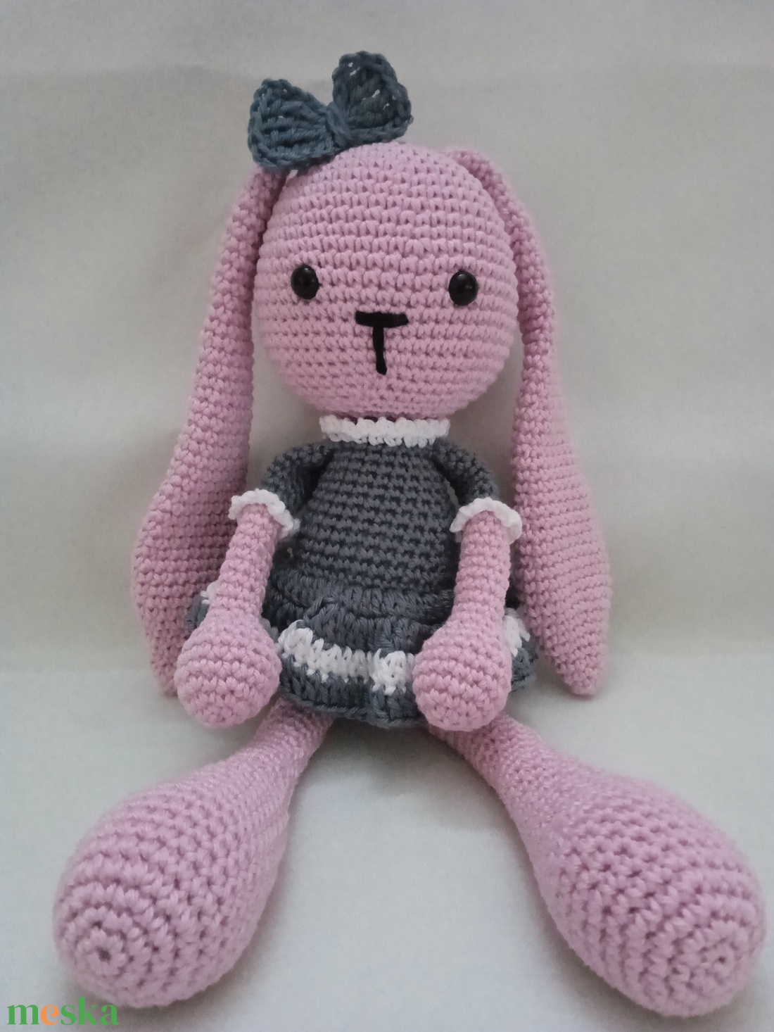 Amigurumi Nyuszilány - játék & sport - plüssállat & játékfigura - nyuszi - Meska.hu