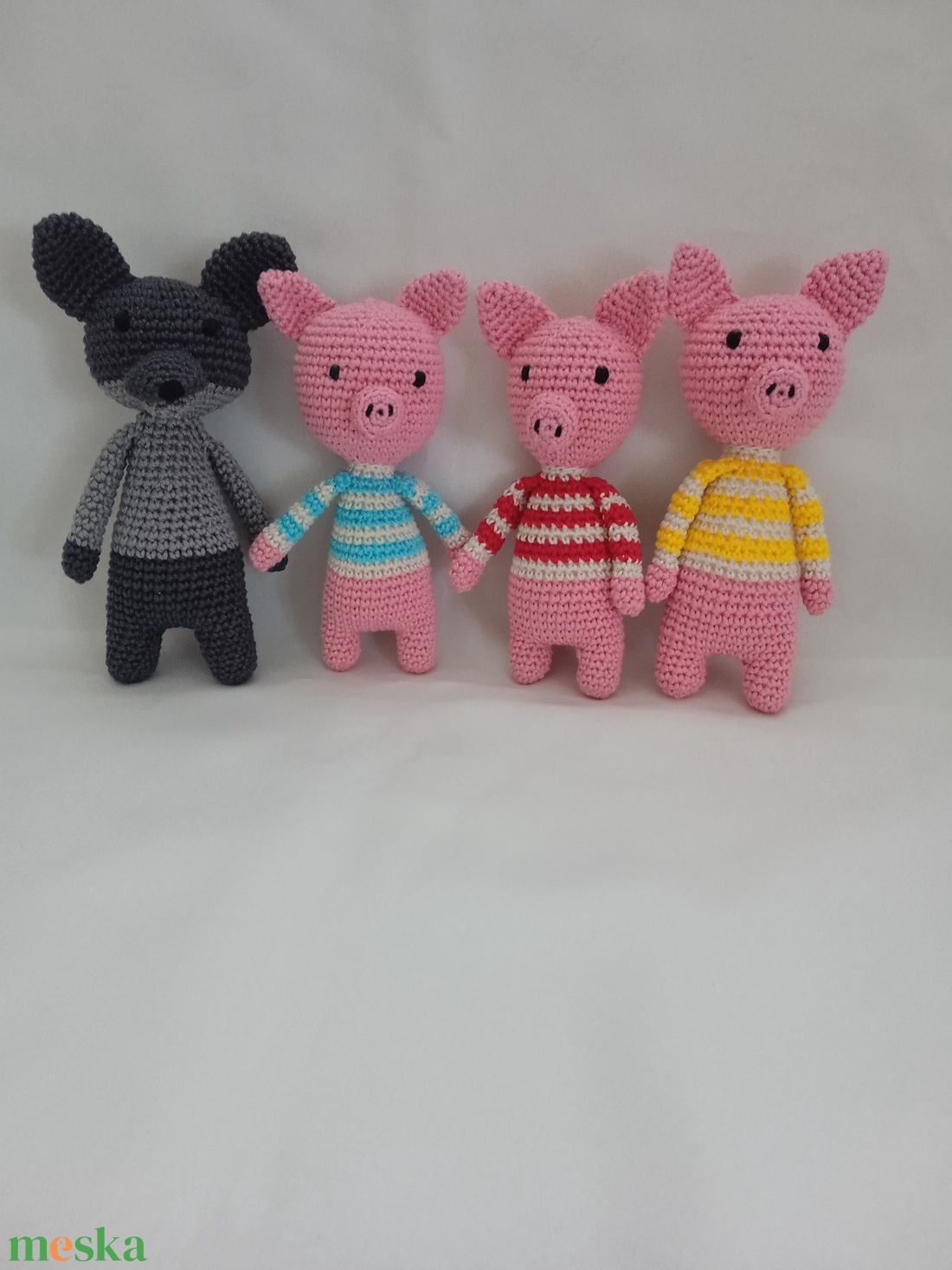 Amigurumi Három kismalac és a farkas - játék & sport - plüssállat & játékfigura - más figura - Meska.hu