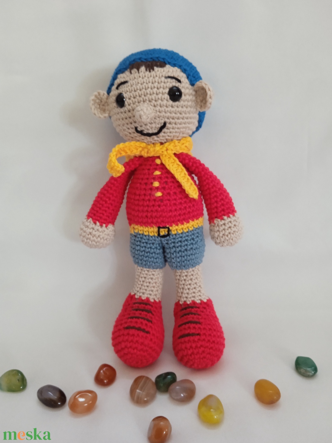 Amigurumi Noddy - játék & sport - plüssállat & játékfigura - más figura - Meska.hu Amigurumi Noddy - játék & sport - plüssállat & játékfigura - más figura - Meska.hu