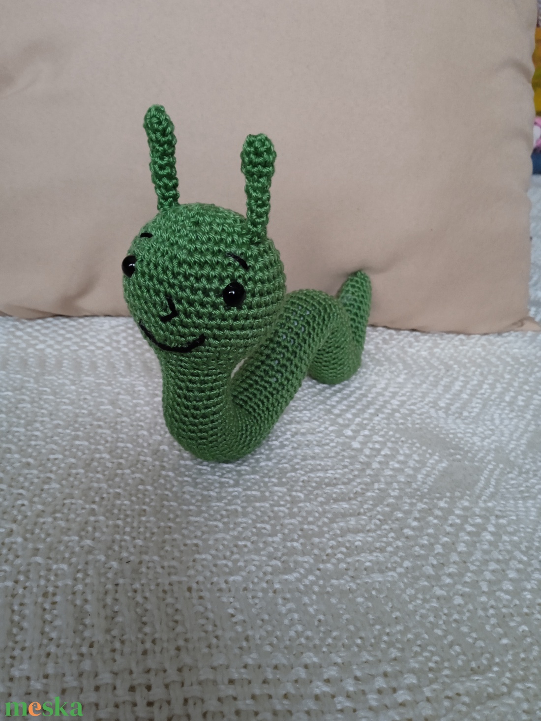 Zöld kukac - játék & sport - plüssállat & játékfigura - más figura - Meska.hu