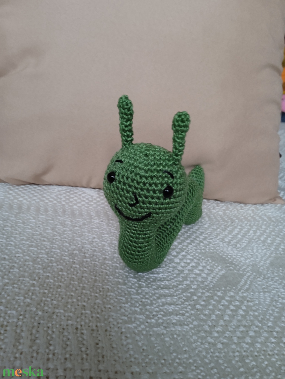 Zöld kukac - játék & sport - plüssállat & játékfigura - más figura - Meska.hu