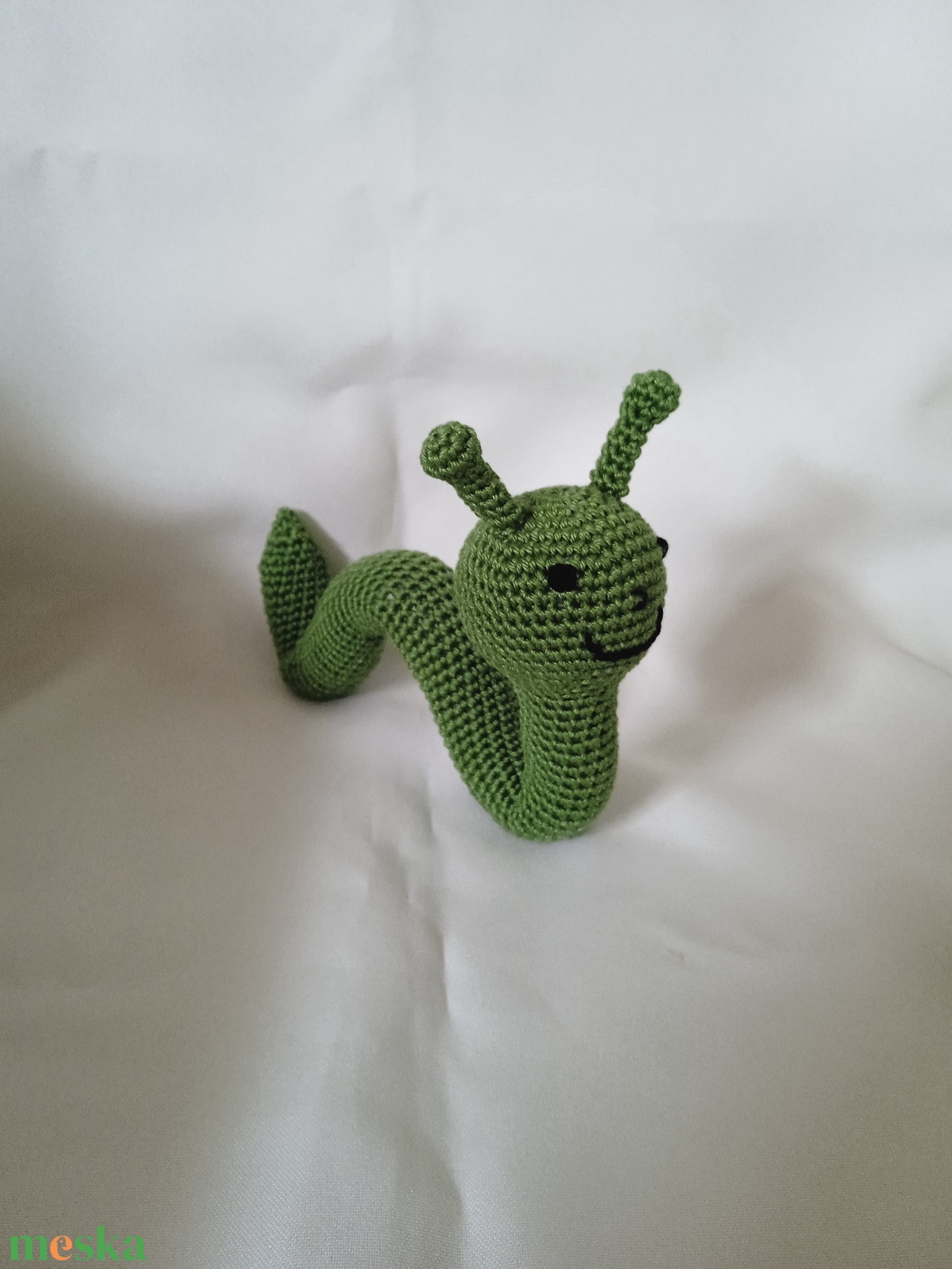 Amigurumi Zöld kukac - játék & sport - plüssállat & játékfigura - plüss mesefigurák - Meska.hu