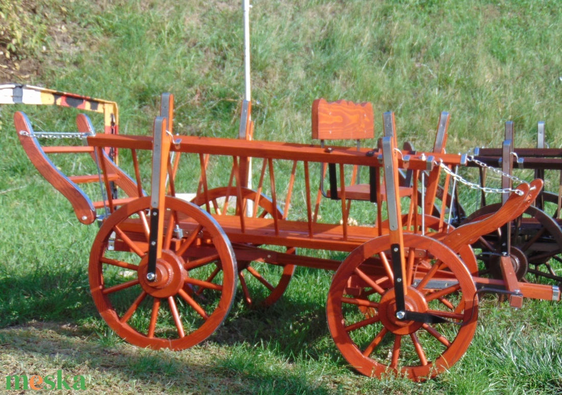 Virágtartó DÍSZ lőcsös szekér 100-as cseresznye - otthon & életmód - ház & kert - kerti dísz - Meska.hu Virágtartó DÍSZ lőcsös szekér 100-as cseresznye - otthon & életmód - ház & kert - kerti dísz - Meska.hu