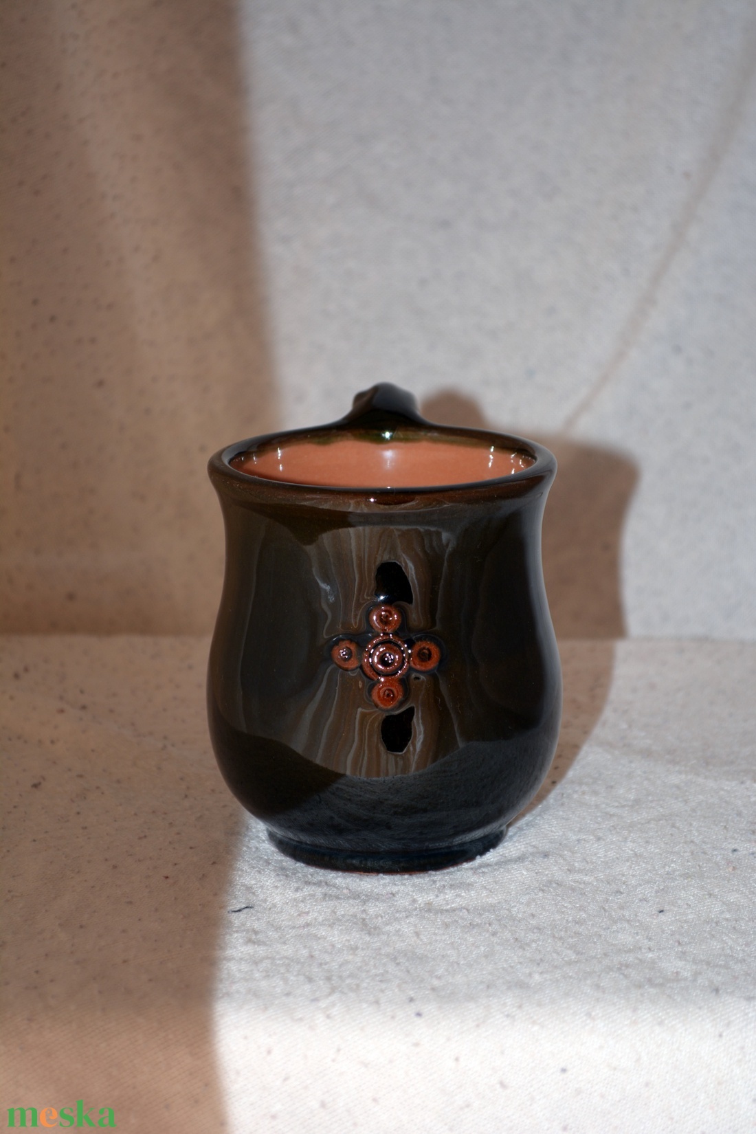 Bögre rátétes mintával - otthon & életmód - konyhafelszerelés, tálalás - tálalás - bögre & csésze - Meska.hu