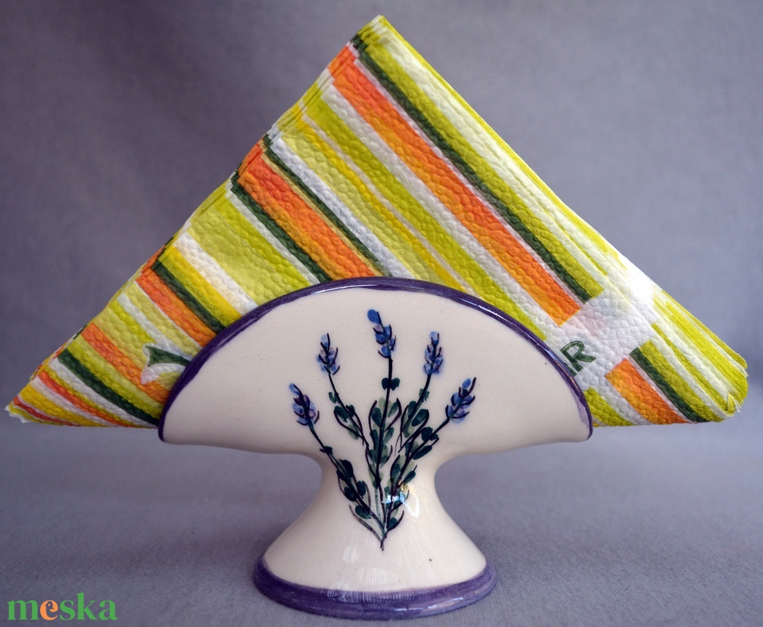 Levendulás szalvétatartó - otthon & életmód - konyhafelszerelés, tálalás - tálalás - szalvétatartó, szalvétagyűrű - Meska.hu