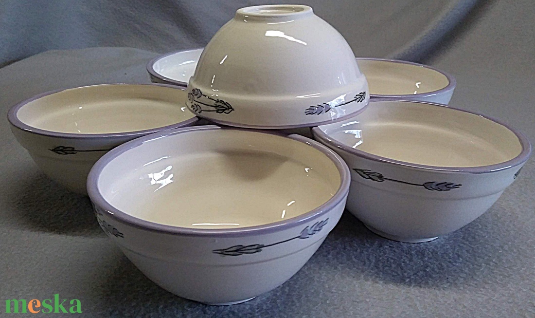 Levendulás müzlis tál készet - otthon & életmód - konyhafelszerelés, tálalás - tálalás - tányér & étkészlet - Meska.hu