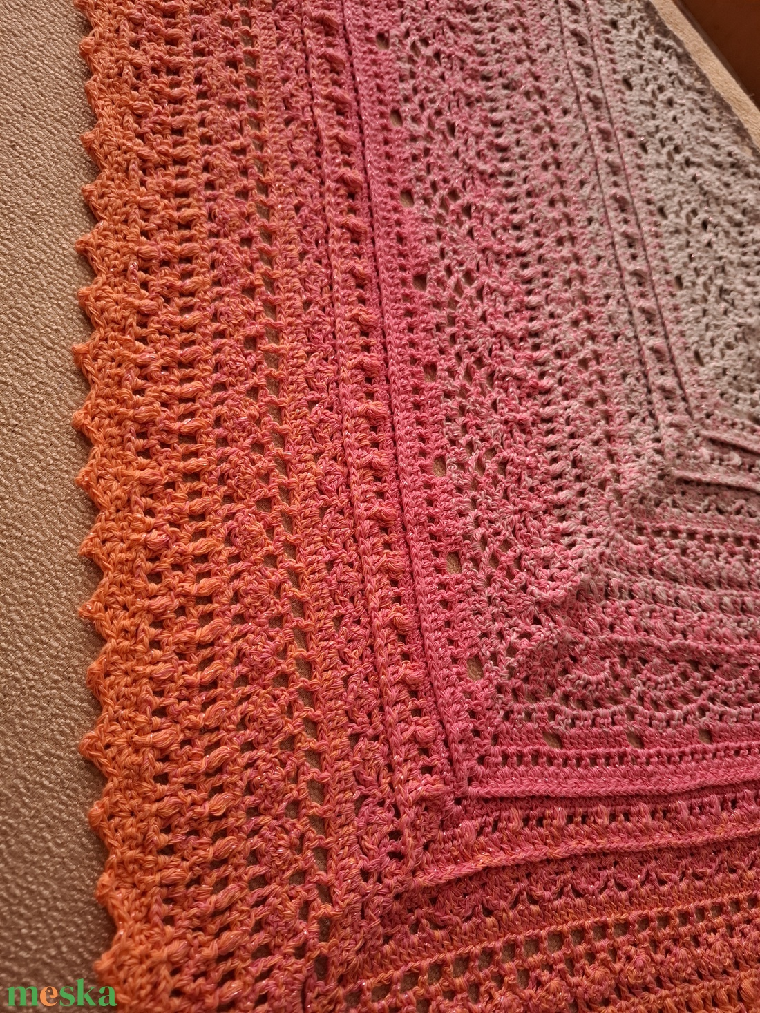 Barbie: Horgolt csipke mintás kendő - ruha & divat - sál, sapka, kendő - vállkendő - Meska.hu Barbie: Horgolt csipke mintás kendő - ruha & divat - sál, sapka, kendő - vállkendő - Meska.hu