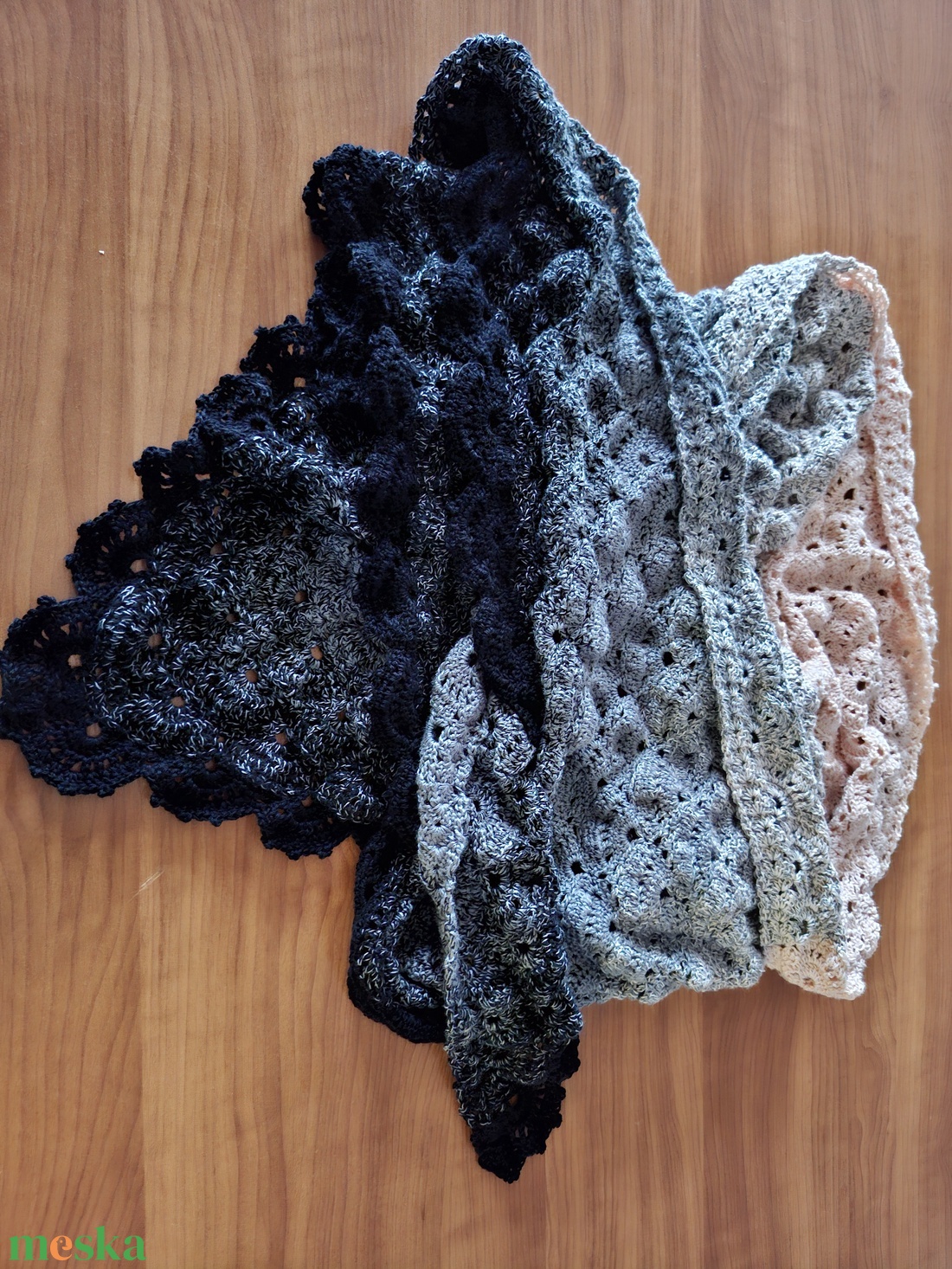 Horgolt csipke mintás kendő - ruha & divat - sál, sapka, kendő - vállkendő - Meska.hu