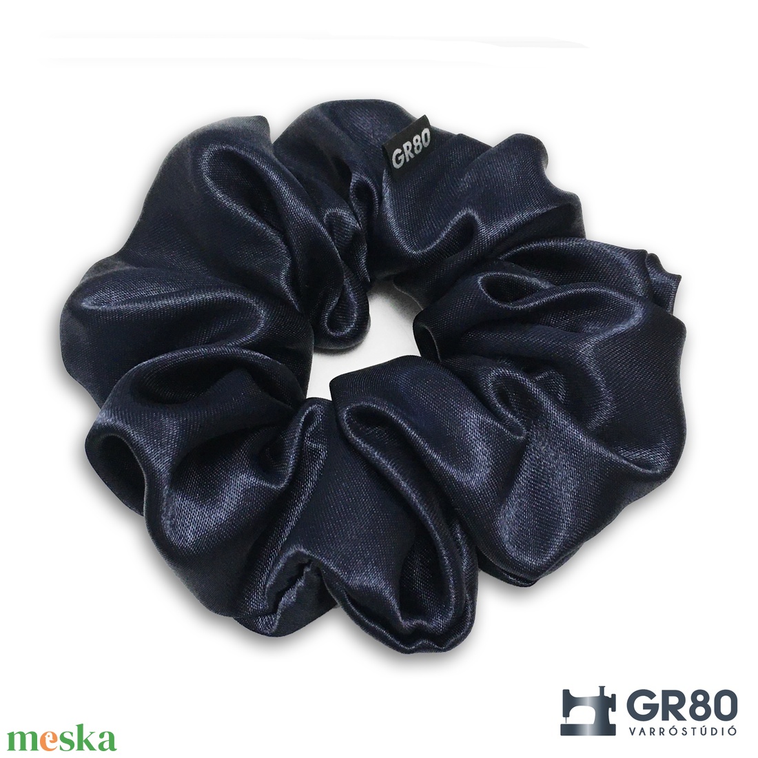 Tengerészkék szatén selyem hajgumi / scrunchie prémium minőségű selyemből. Átmérője kb. 12 cm - ruha & divat - hajdísz & hajcsat - hajgumi - Meska.hu