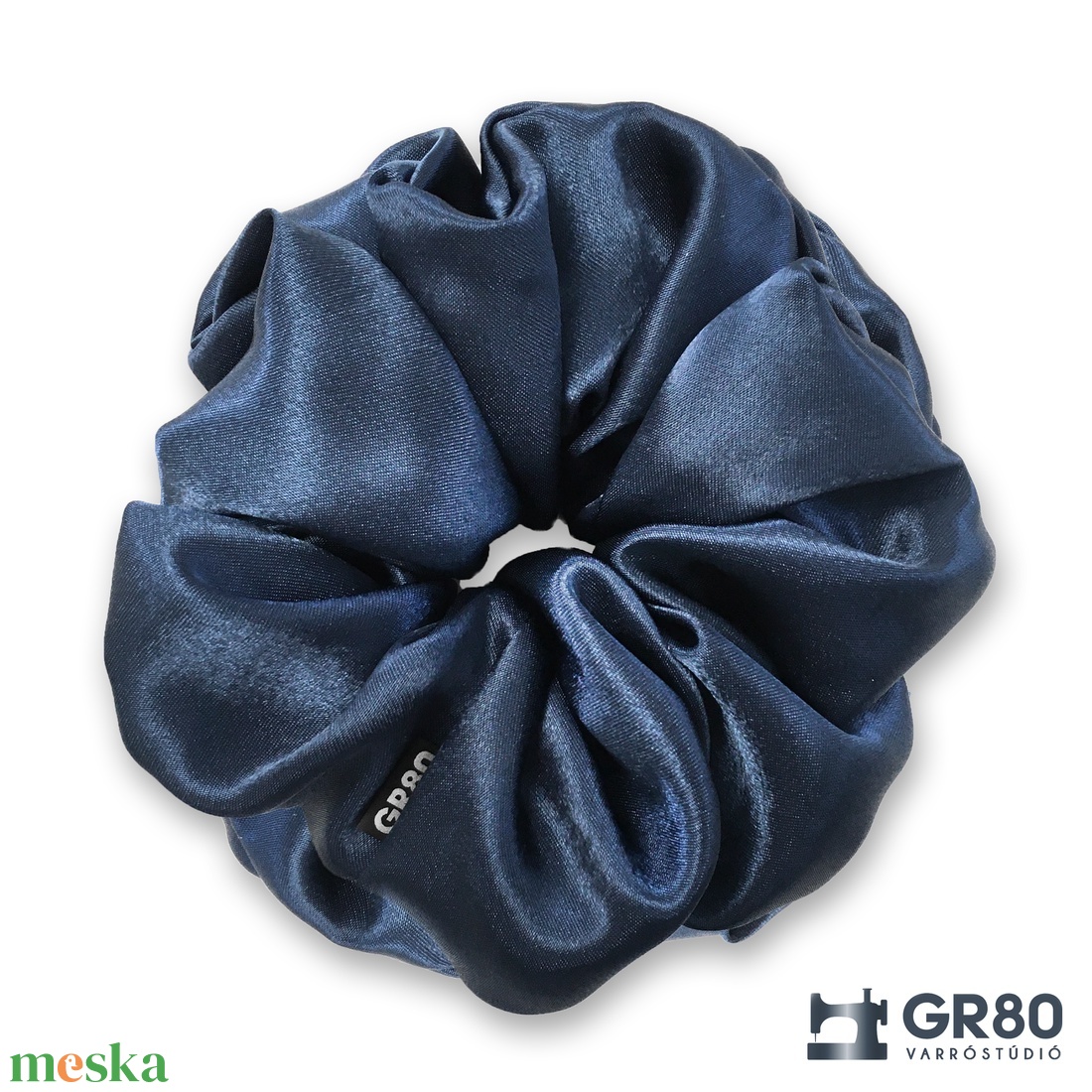 Selyem hajgumi scrunchie, minőségi sötétkék szatén - ruha & divat - hajdísz & hajcsat - hajgumi - Meska.hu