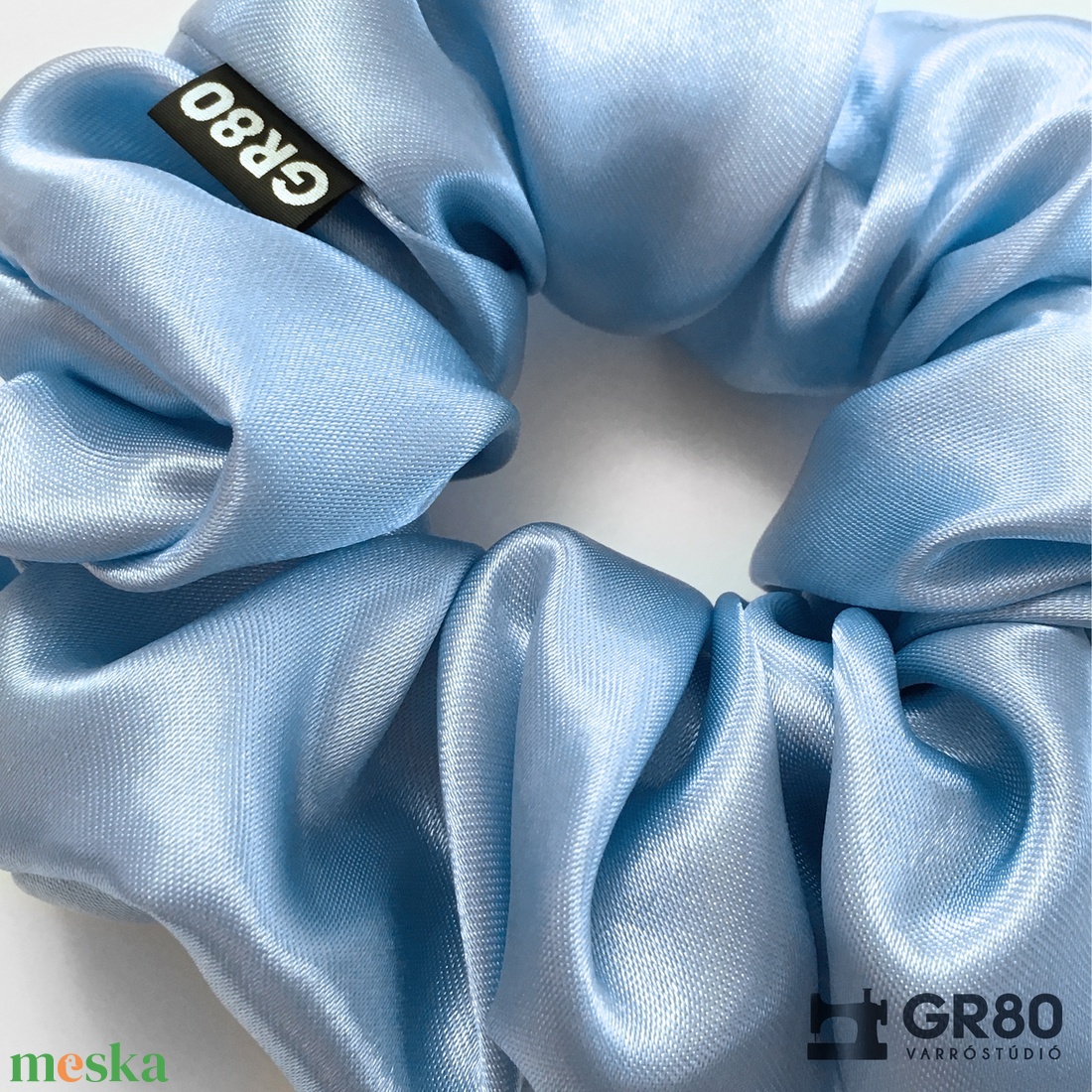 Világoskék szaténselyem hajgumi scrunchie - ruha & divat - hajdísz & hajcsat - hajgumi - Meska.hu Világoskék szaténselyem hajgumi scrunchie - ruha & divat - hajdísz & hajcsat - hajgumi - Meska.hu