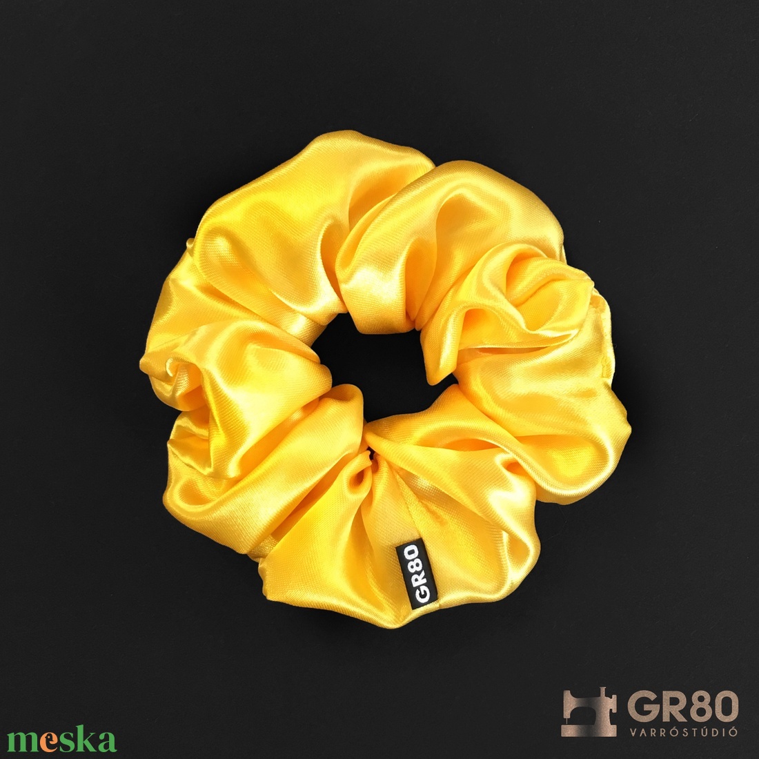 Napsárga szaténselyem hajgumi scrunchie - ruha & divat - hajdísz & hajcsat - hajgumi - Meska.hu Napsárga szaténselyem hajgumi scrunchie - ruha & divat - hajdísz & hajcsat - hajgumi - Meska.hu