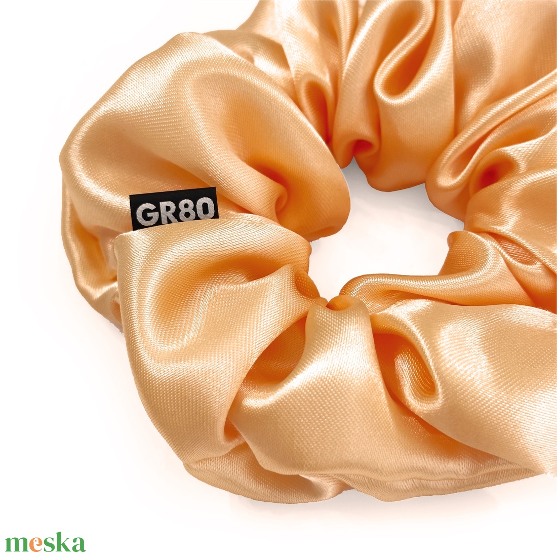 Barack színű szaténselyem hajgumi scrunchie - ruha & divat - hajdísz & hajcsat - hajgumi - Meska.hu Barack színű szaténselyem hajgumi scrunchie - ruha & divat - hajdísz & hajcsat - hajgumi - Meska.hu