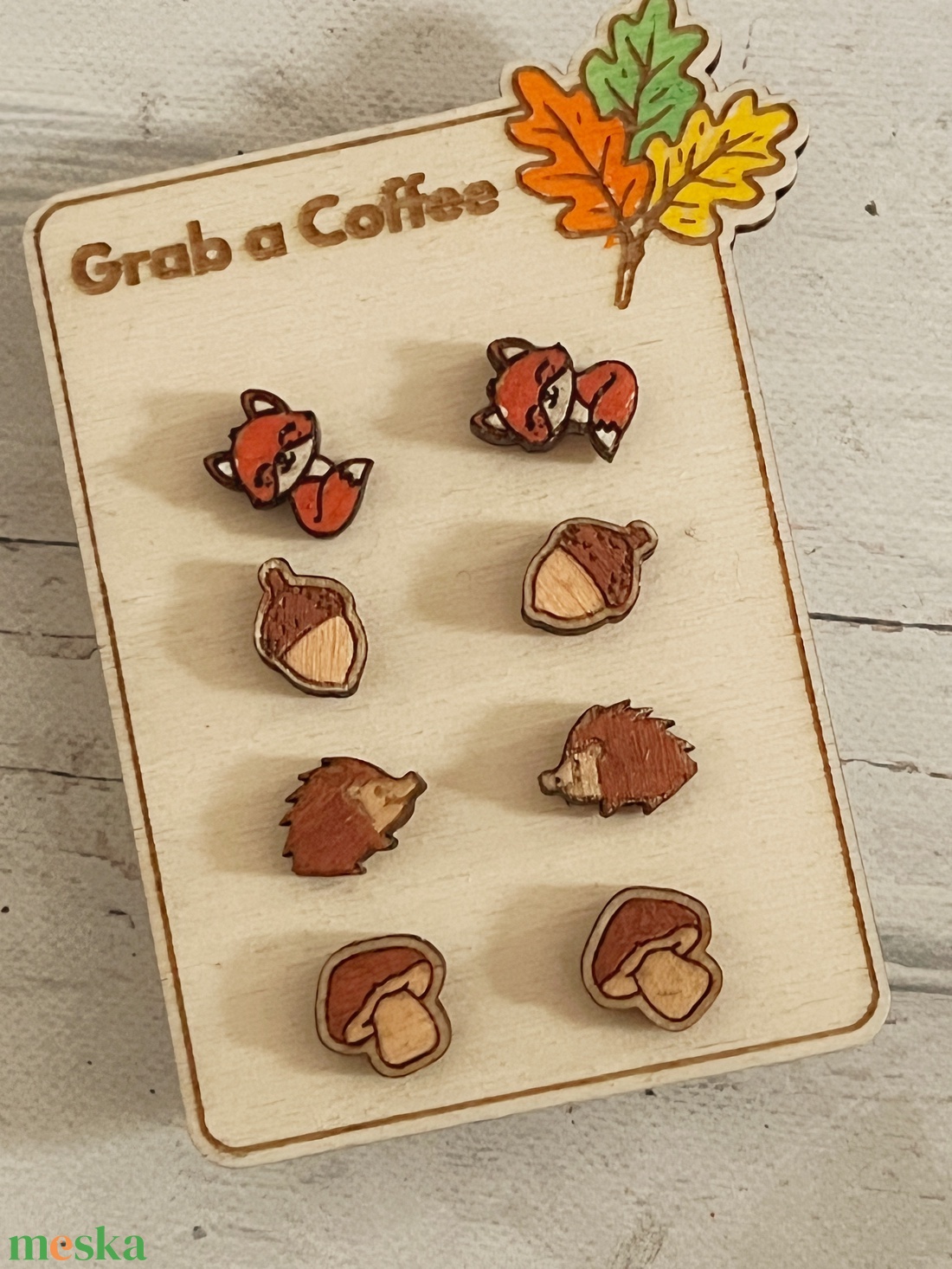 Őszi bedugós fülbevaló szett � gomba, makk, róka és süni mintával - ékszer - fülbevaló - pötty fülbevaló - Meska.hu