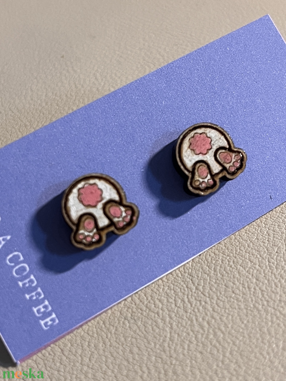 Nyuszi - fából készült bedugós fülbevaló - ékszer - fülbevaló - pötty fülbevaló - Meska.hu