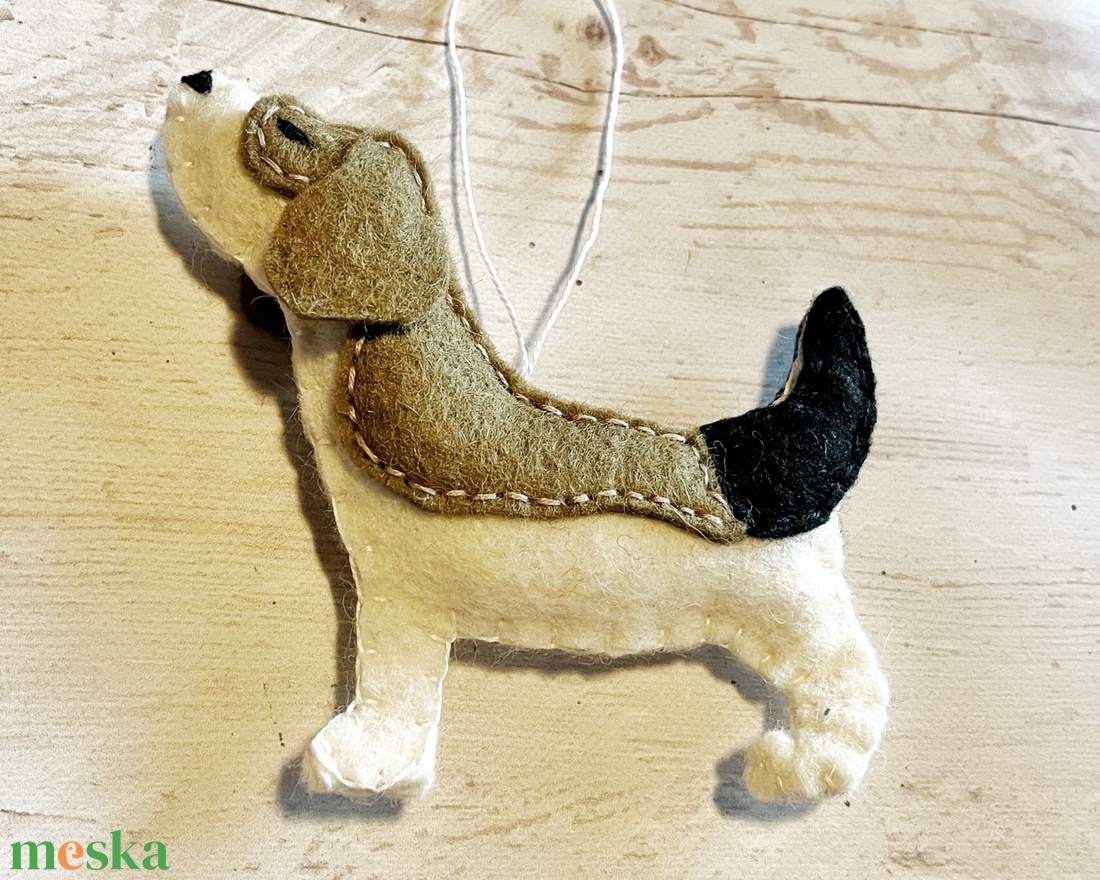 Filc beagle kutyus függő dísz - otthon & életmód - dekoráció - fali és függő dekoráció - függődísz - Meska.hu