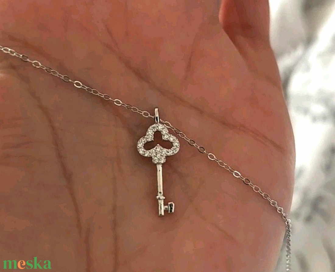 S925 Hegyikristály Kulcs nyaklánc - ékszer - nyaklánc - medálos nyaklánc - Meska.hu