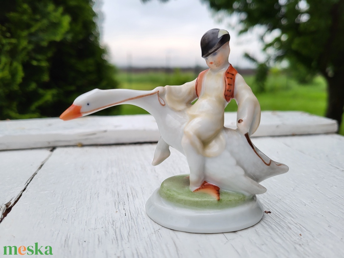 Art deco_Herendi porcelán_Lúdas Matyi_libás fiú_Lux Elek terve_kézzel festett - otthon & életmód - dekoráció - dísztárgy - Meska.hu Art deco_Herendi porcelán_Lúdas Matyi_libás fiú_Lux Elek terve_kézzel festett - otthon & életmód - dekoráció - dísztárgy - Meska.hu