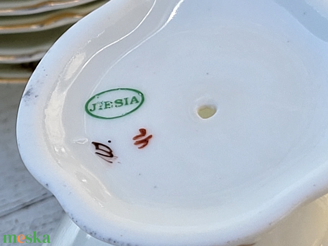 Csodás, ritka, kézzel festett, elegáns, litván JIESIA porcelán kávéskészlet, fagyis kelyhek, váza - otthon & életmód - konyhafelszerelés, tálalás - tálalás - teás- és kávés pohár, készlet - Meska.hu Csodás, ritka, kézzel festett, elegáns, litván JIESIA porcelán kávéskészlet, fagyis kelyhek, váza - otthon & életmód - konyhafelszerelés, tálalás - tálalás - teás- és kávés pohár, készlet - Meska.hu